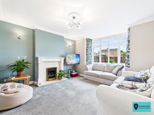 Living Room- click for photo gallery